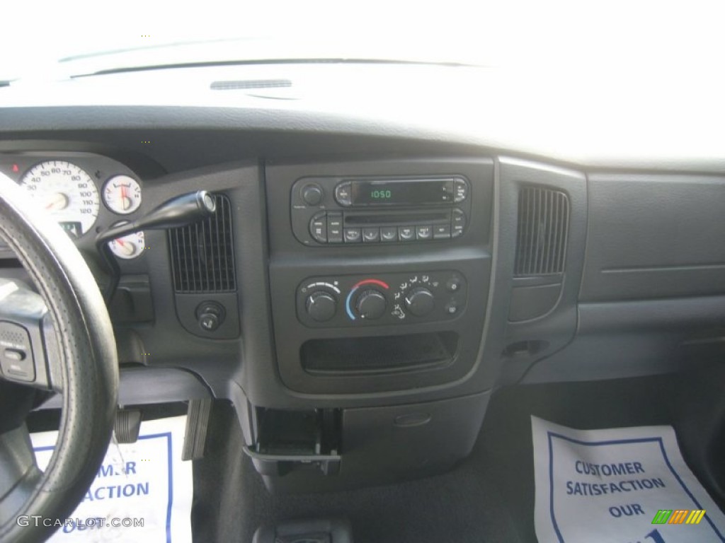 2005 Ram 1500 SLT Quad Cab 4x4 - Bright White / Dark Slate Gray photo #12