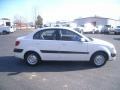 White - Rio LX Sedan Photo No. 4