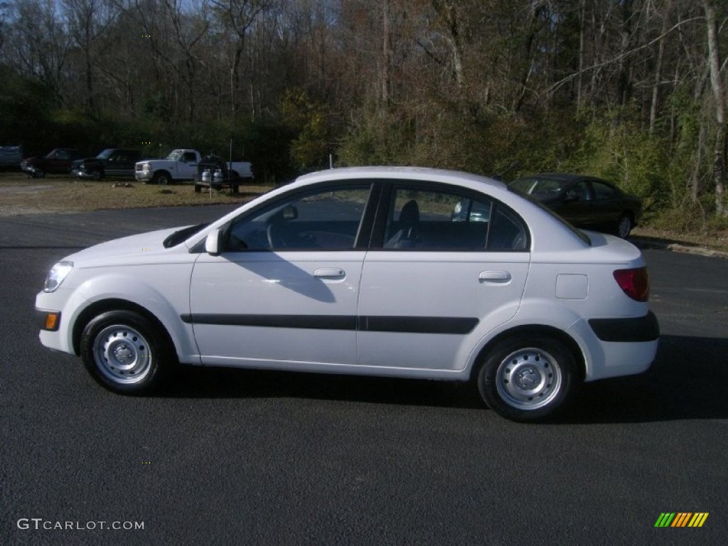 2008 Rio LX Sedan - White / Gray photo #8