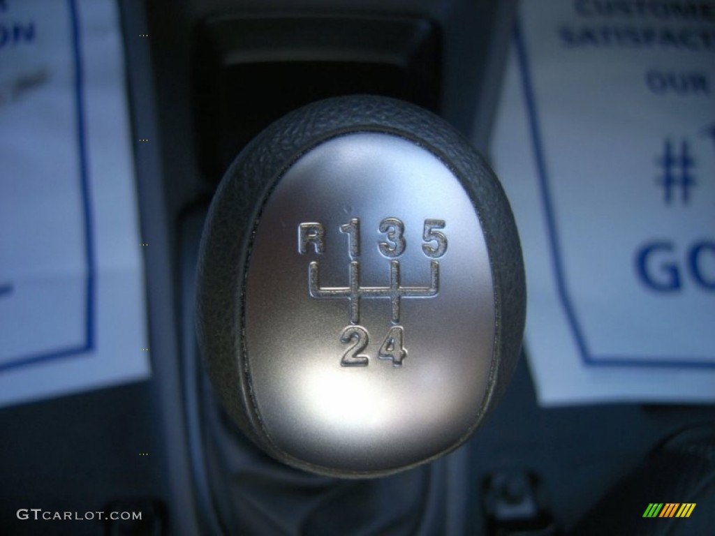 2008 Rio LX Sedan - White / Gray photo #25