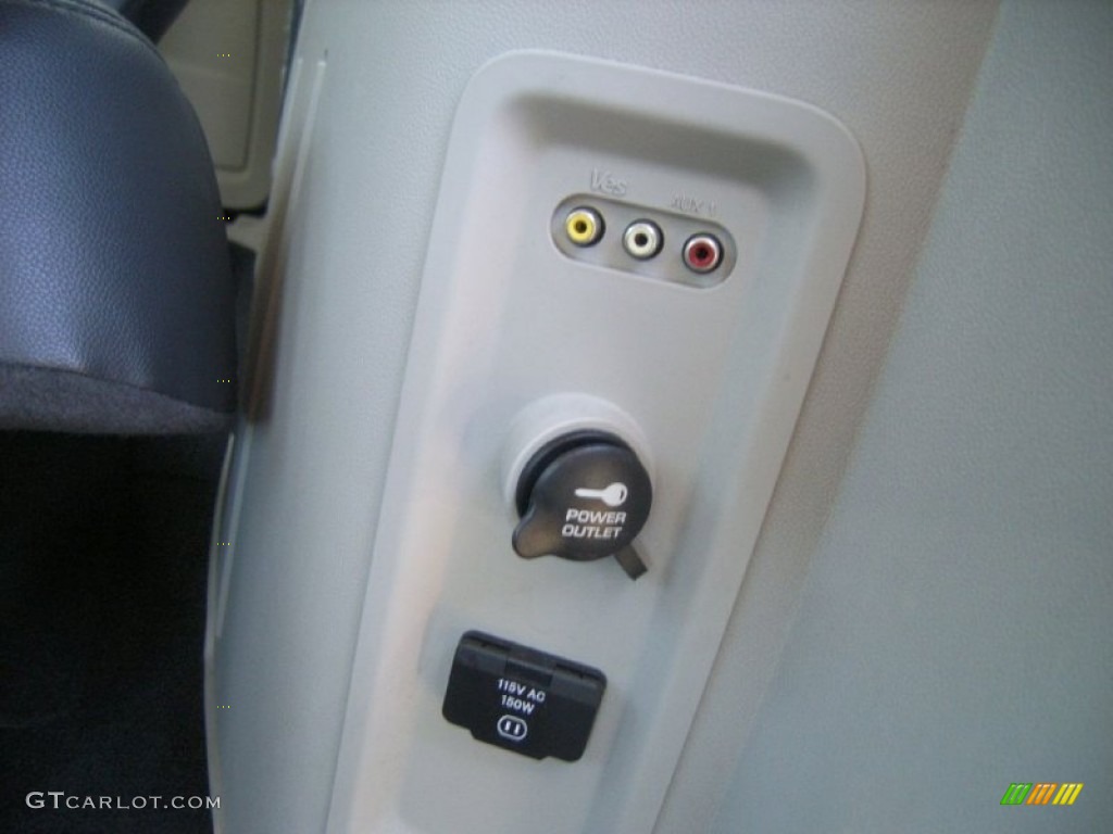 2009 Grand Caravan SE - Modern Blue Pearl / Dark Slate Gray/Light Shale photo #20