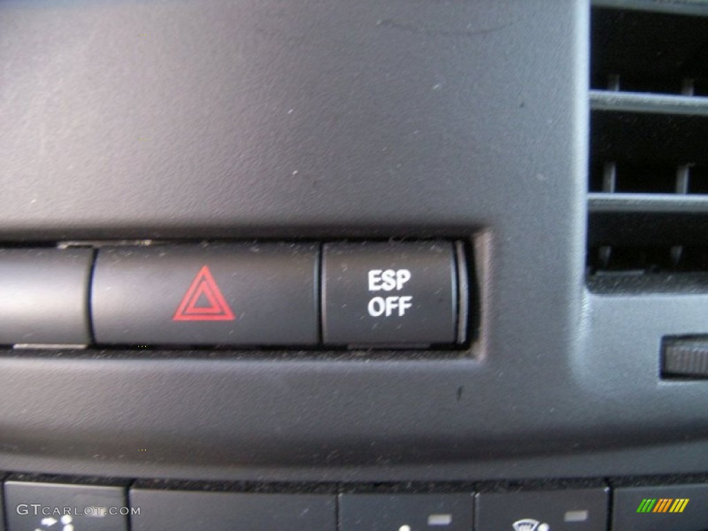 2009 Grand Caravan SE - Modern Blue Pearl / Dark Slate Gray/Light Shale photo #32