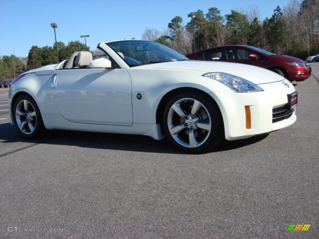 2006 350Z Touring Roadster - Pikes Peak White Pearl / Frost Leather photo #7