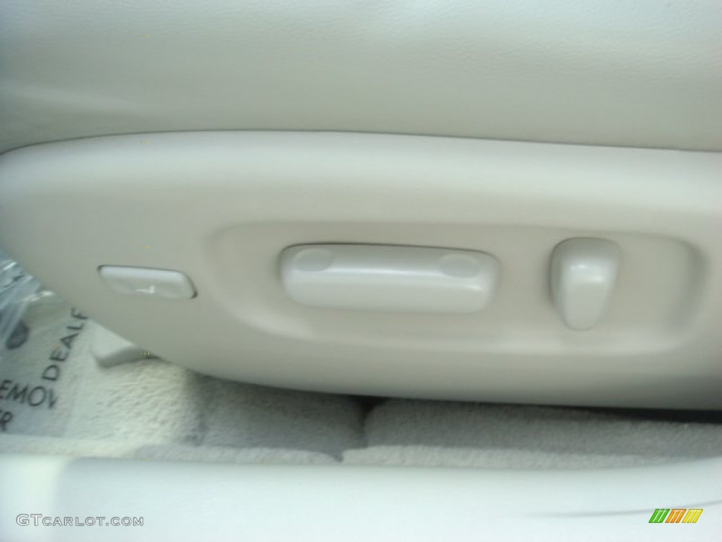 2008 Avalon Limited - Classic Silver Metallic / Ash Gray photo #22