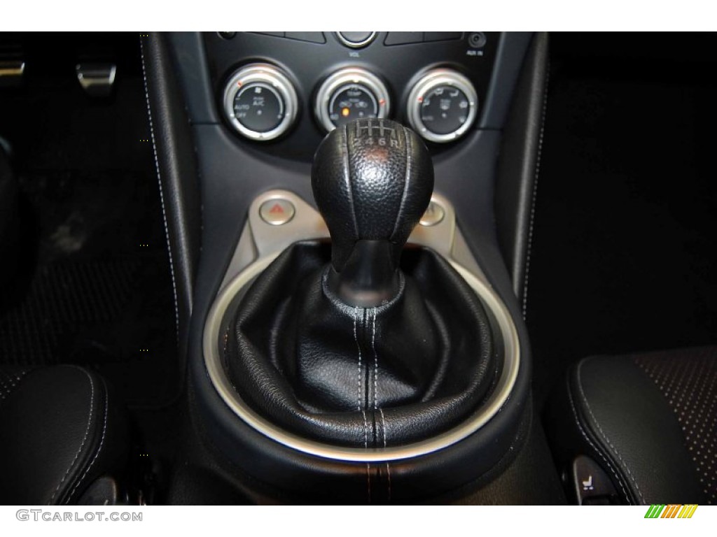 2011 Nissan 370Z Sport Touring Coupe 6 Speed Manual Transmission Photo #58544951