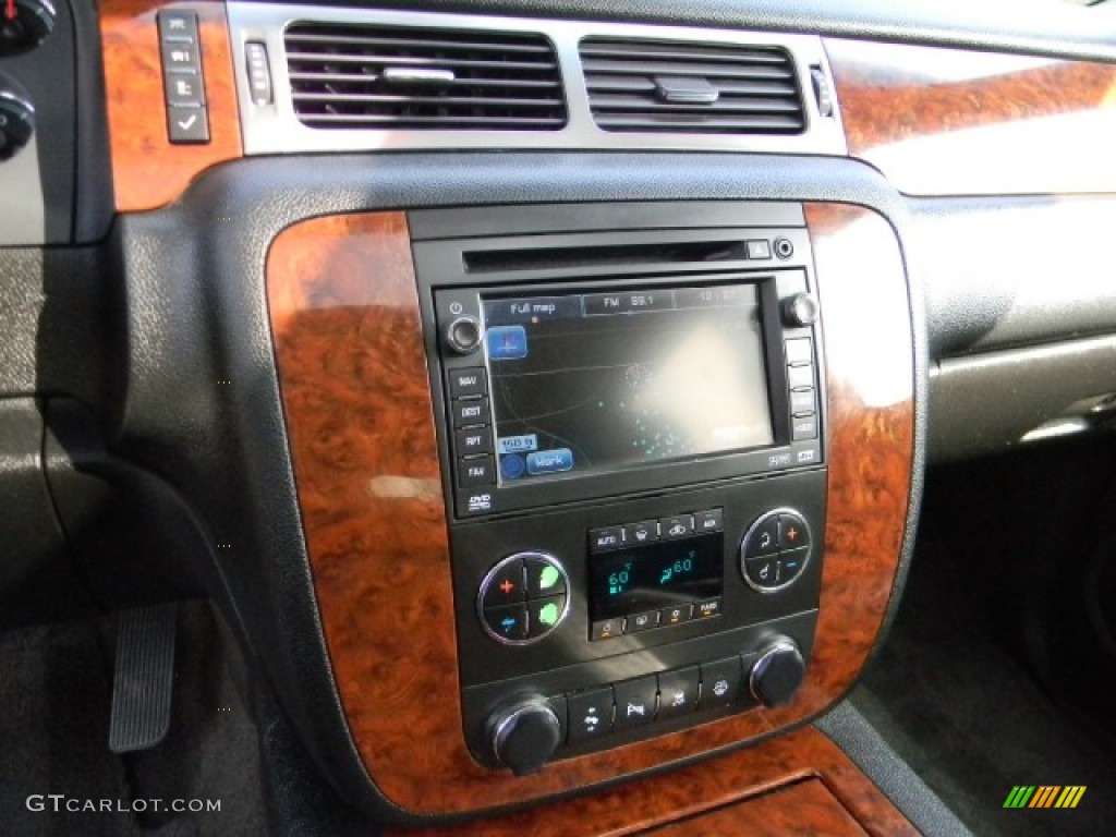 2008 Chevrolet Tahoe LTZ Controls Photo #58548353