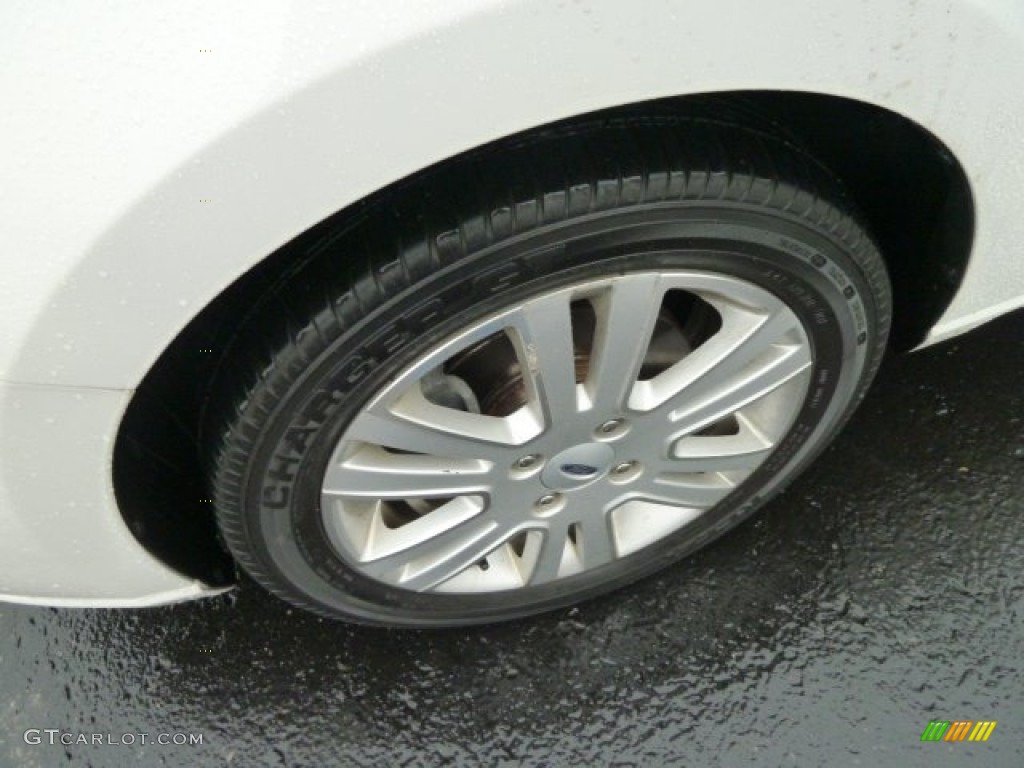 2009 Focus SEL Sedan - White Suede / Charcoal Black photo #7