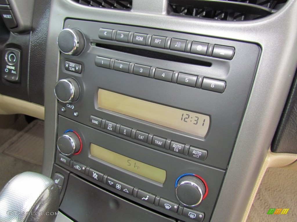 2007 Chevrolet Corvette Coupe Controls Photo #58549331
