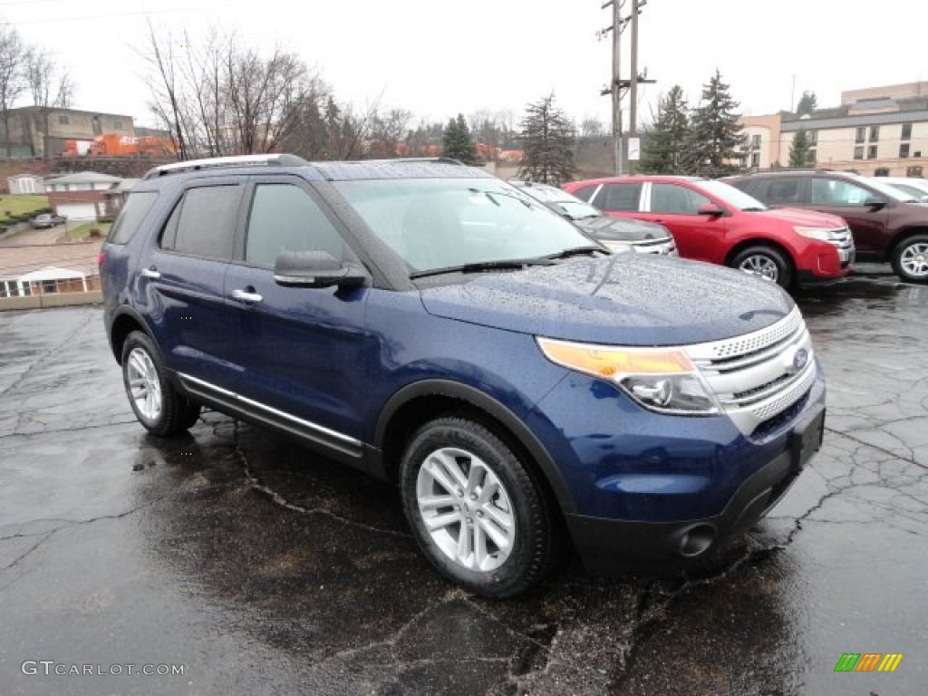 2012 Explorer XLT 4WD - Dark Pearl Blue Metallic / Charcoal Black photo #1