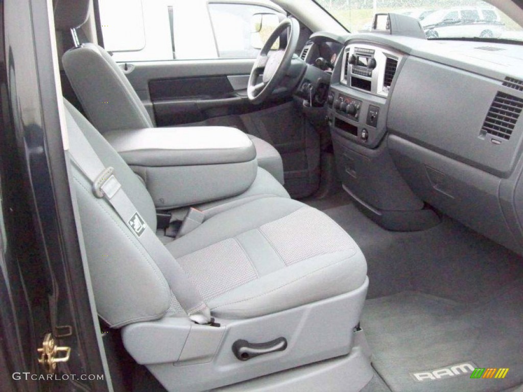 2007 Ram 1500 SLT Regular Cab 4x4 - Brilliant Black Crystal Pearl / Medium Slate Gray photo #7