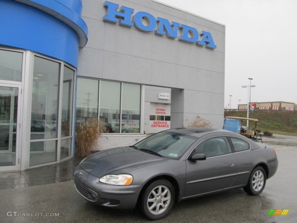 2002 Sebring LX Coupe - Dark Titanium Metallic / Black/Light Gray photo #1