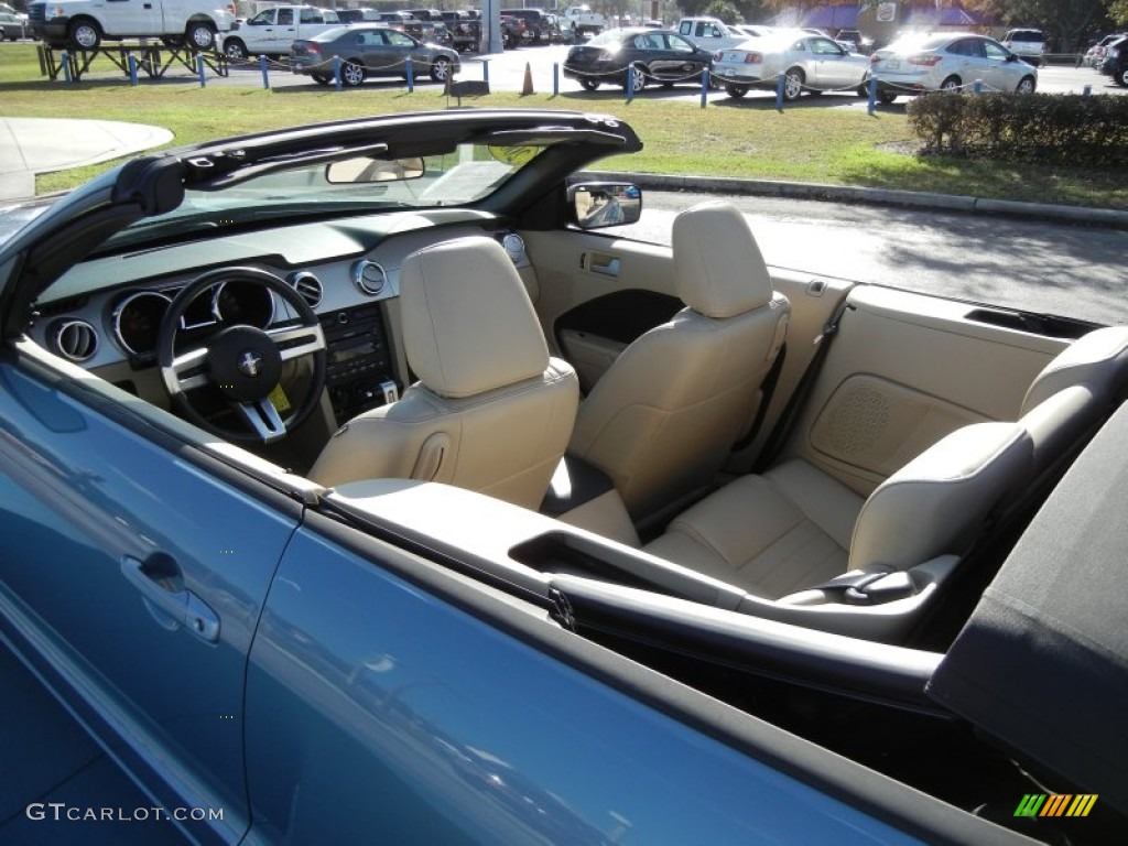 Medium Parchment Interior 2007 Ford Mustang GT Premium Convertible Photo #58554466