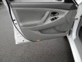Super White - Camry LE Photo No. 22