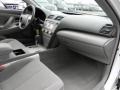 Super White - Camry LE Photo No. 25