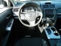 Super White - Camry SE Photo No. 12