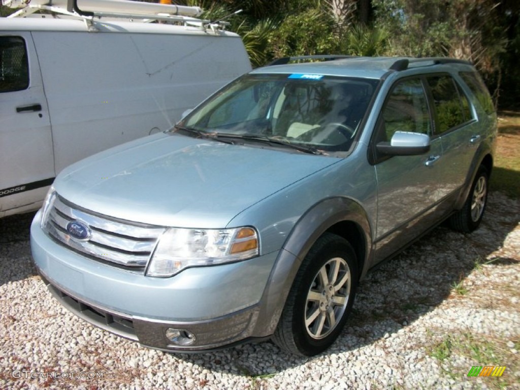 2009 Taurus X SEL - Light Ice Blue Metallic / Camel photo #1