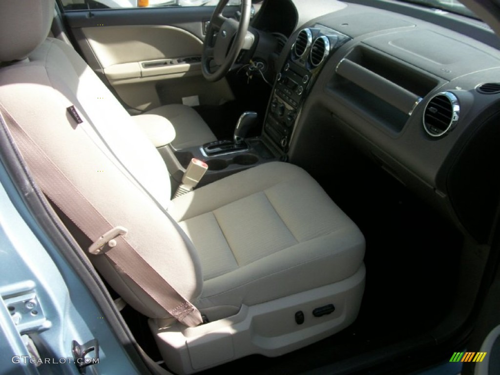 2009 Taurus X SEL - Light Ice Blue Metallic / Camel photo #8