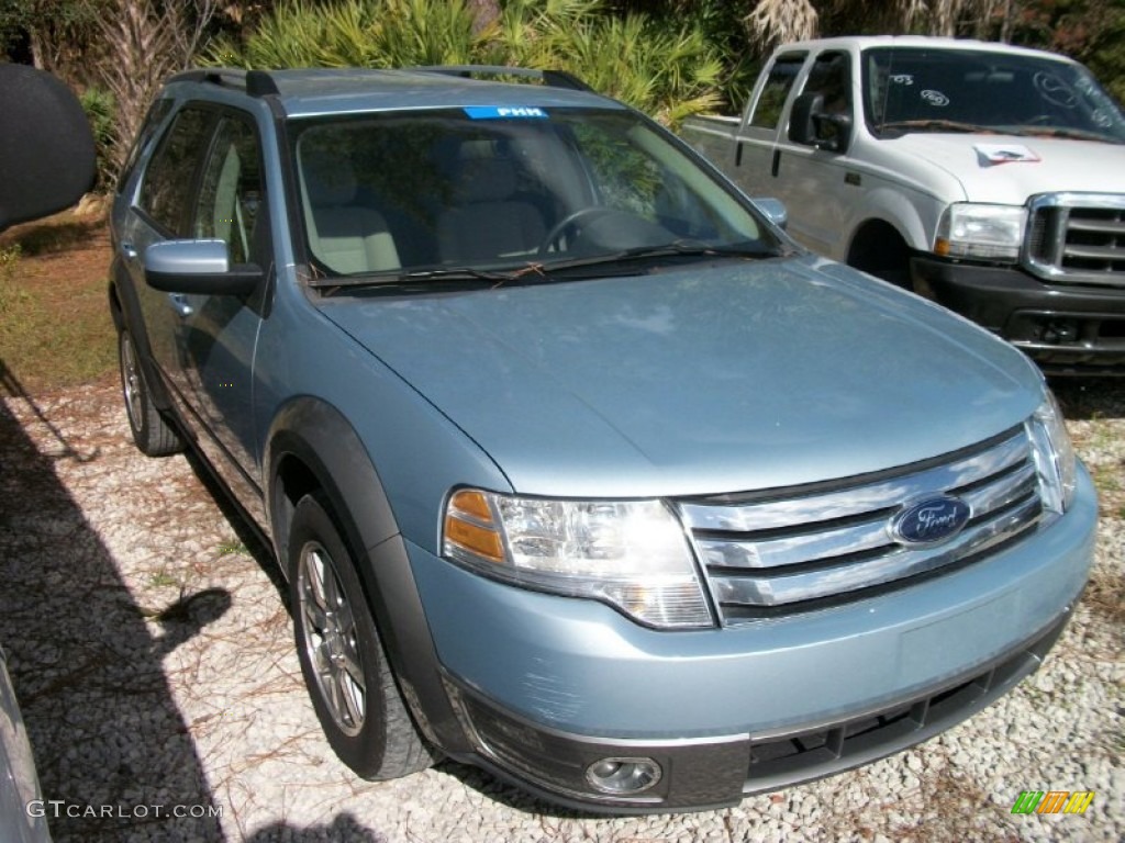 2009 Ford Taurus X SEL Exterior Photos