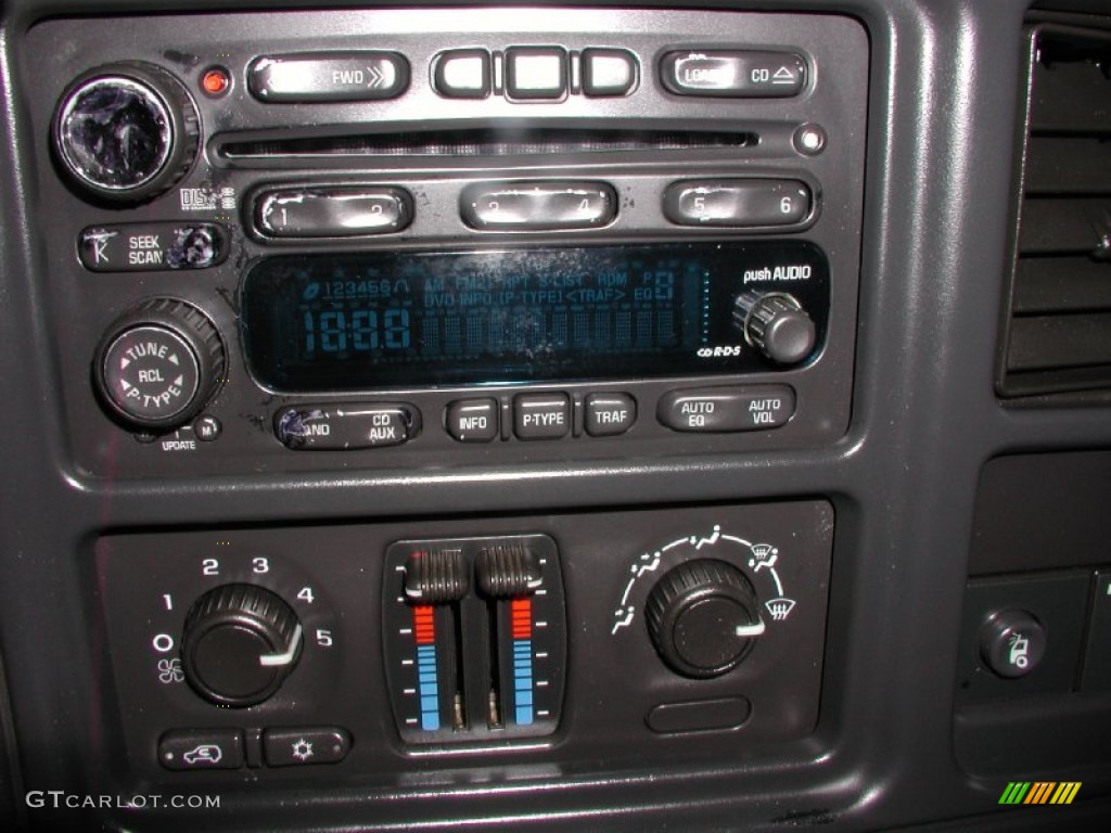 2003 Silverado 2500HD LS Regular Cab 4x4 - Light Pewter Metallic / Dark Charcoal photo #18