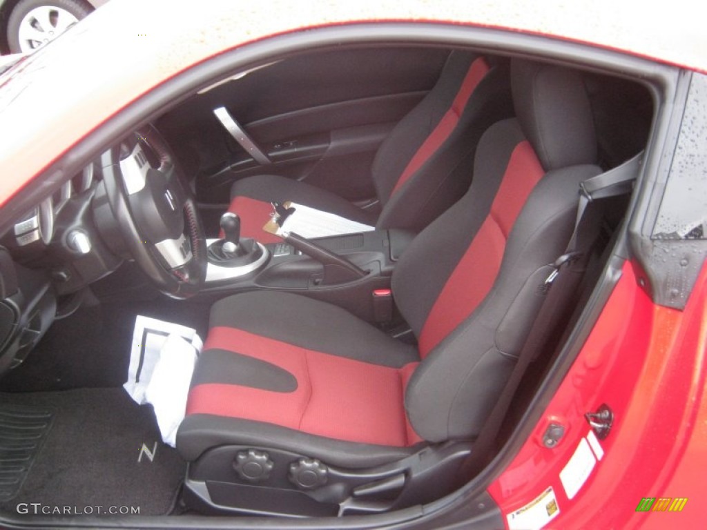 NISMO Black/Red Interior 2008 Nissan 350Z NISMO Coupe Photo #58567659