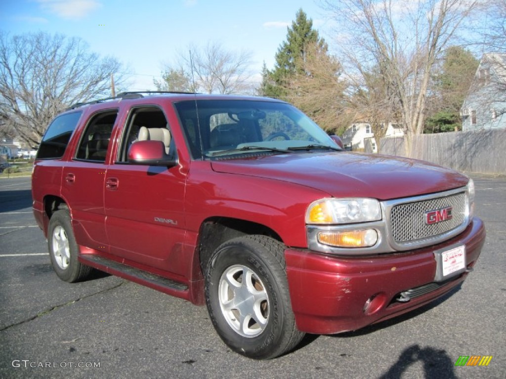 2001 Yukon Denali AWD - Garnet Red Metallic / Graphite/Medium Gray photo #11