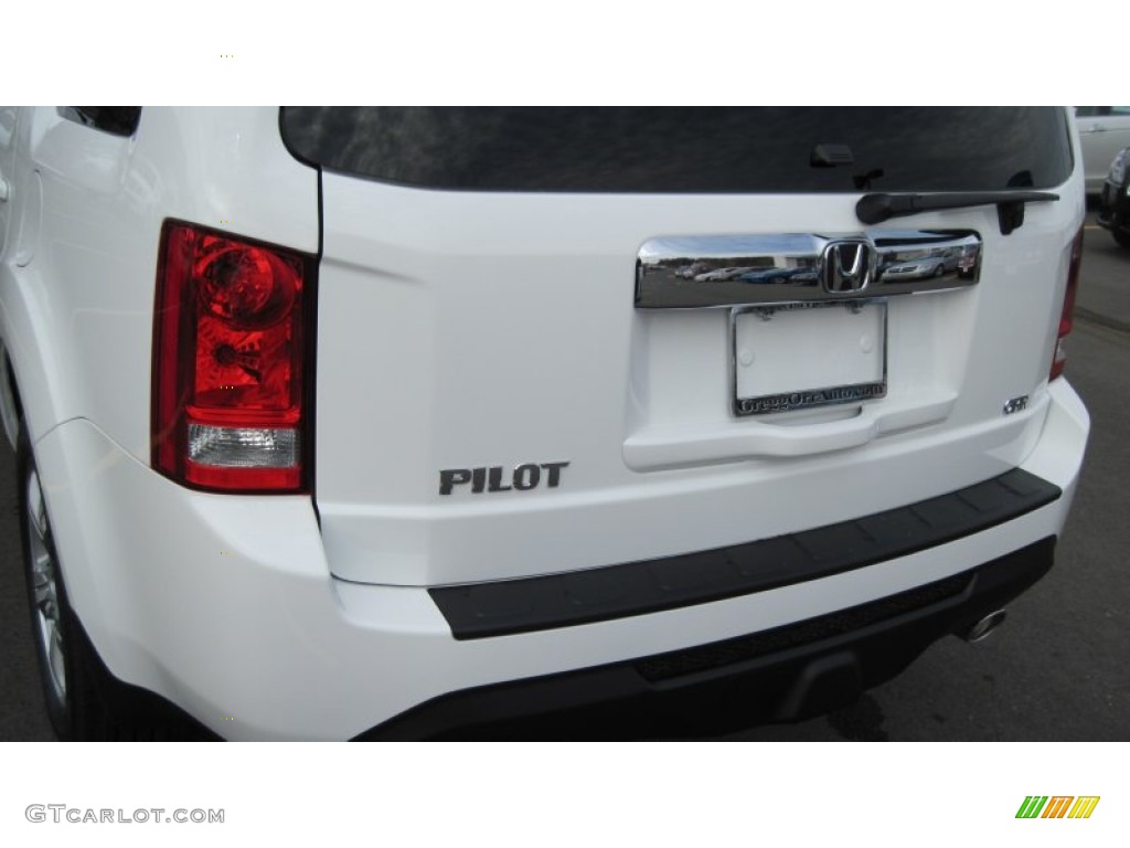 2012 Pilot EX-L - Taffeta White / Gray photo #16