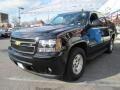 Black - Suburban LT 4x4 Photo No. 3