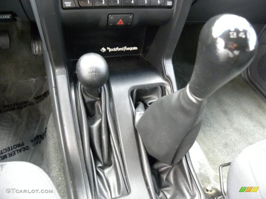 2002 Nissan Frontier XE Crew Cab 4x4 Transmission Photos