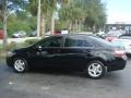 Black - Camry LE Photo No. 5