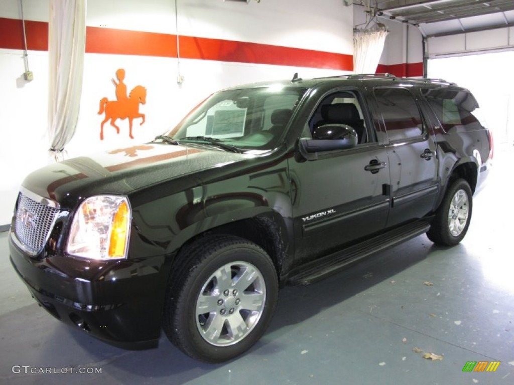 2012 Yukon XL SLT - Onyx Black / Ebony photo #1