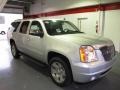 Quicksilver Metallic - Yukon XL SLT Photo No. 5