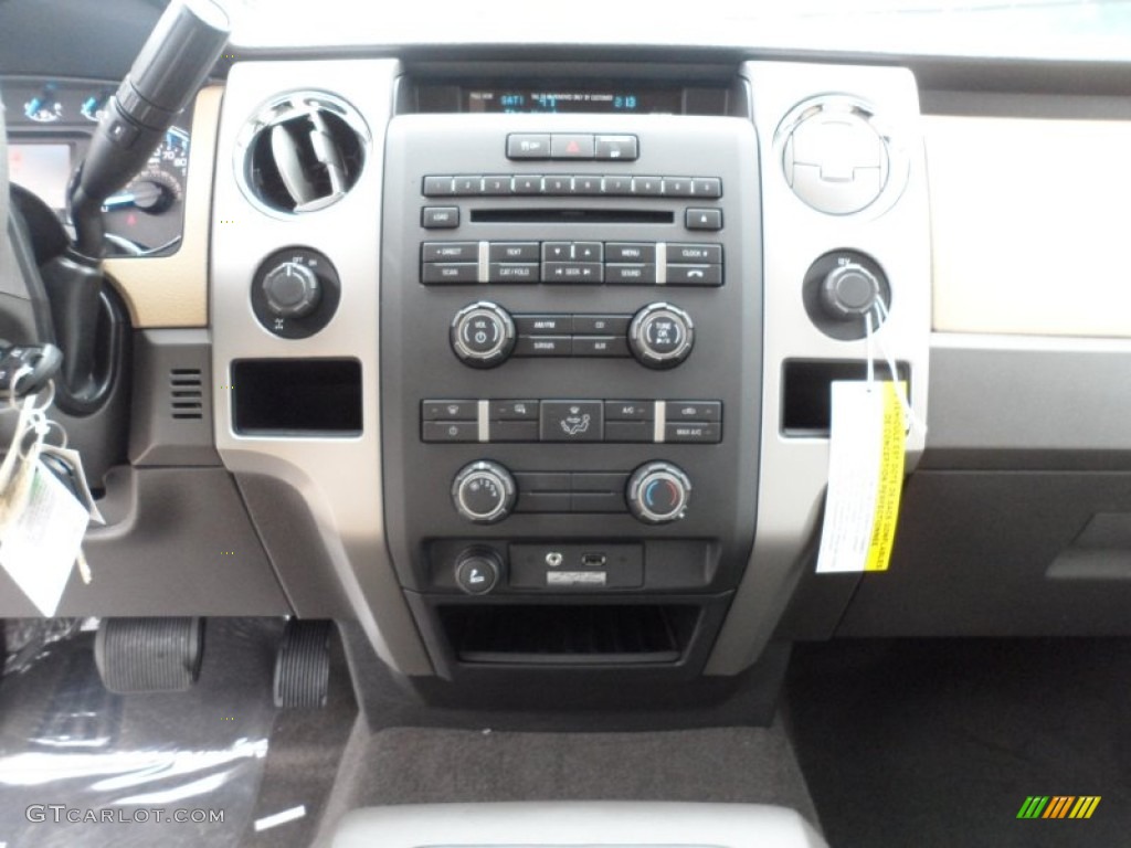 2012 Ford F150 XLT SuperCrew Controls Photo #58589253