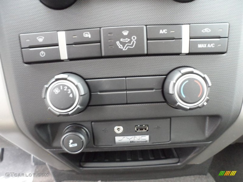 2012 Ford F150 XLT SuperCrew Controls Photo #58589271