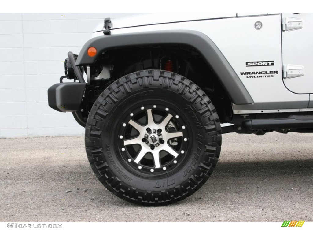 2011 Jeep Wrangler Unlimited Sport 4x4 Custom Wheels Photo #58589601