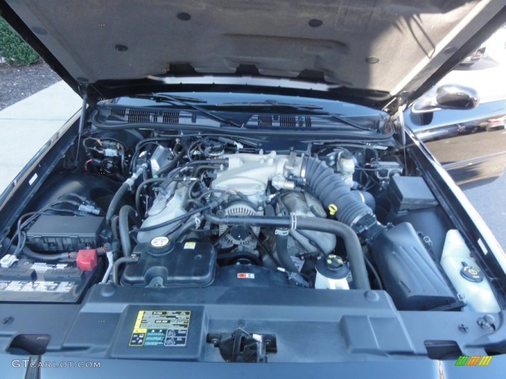 2004 Mercury Marauder Standard Marauder Model 4.6 Liter DOHC 32-Valve V8 Engine Photo #58591152