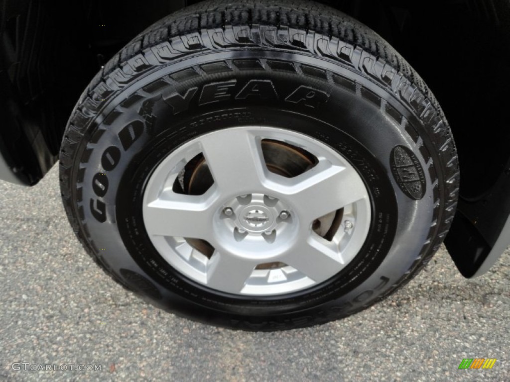 2007 Nissan Xterra X 4x4 Wheel Photo #58592576