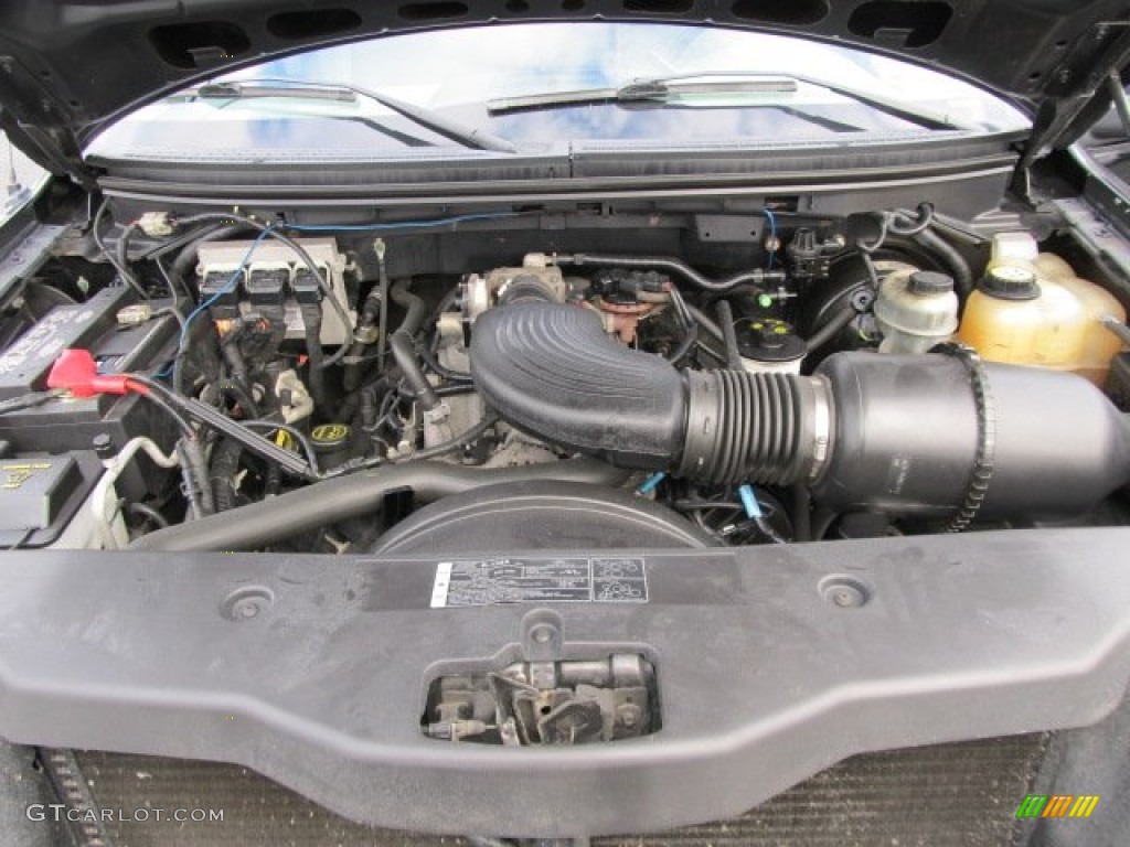 2005 F150 STX SuperCab 4x4 - Black / Medium Flint Grey photo #12