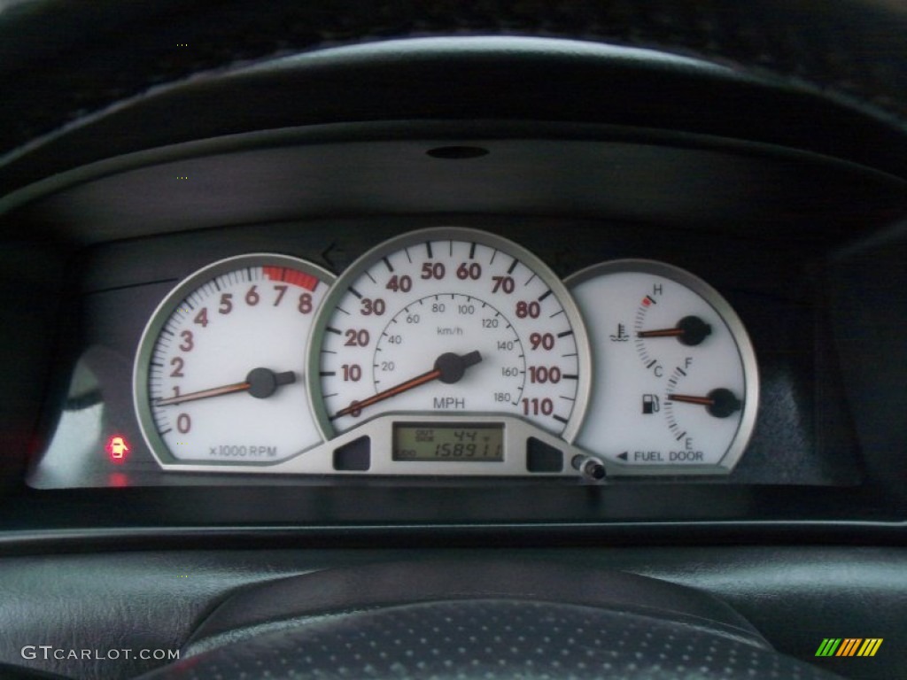 2005 Corolla S - Silver Streak Mica / Black photo #22
