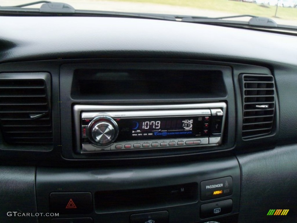 2005 Corolla S - Silver Streak Mica / Black photo #24
