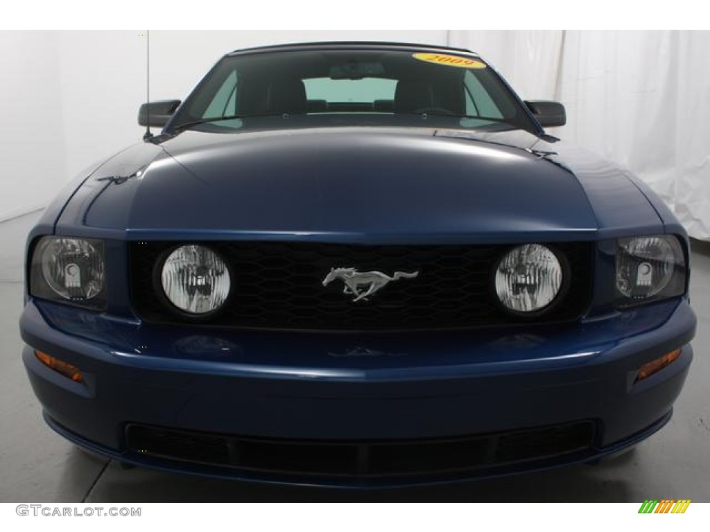 2009 Mustang GT Premium Convertible - Vista Blue Metallic / Dark Charcoal photo #2