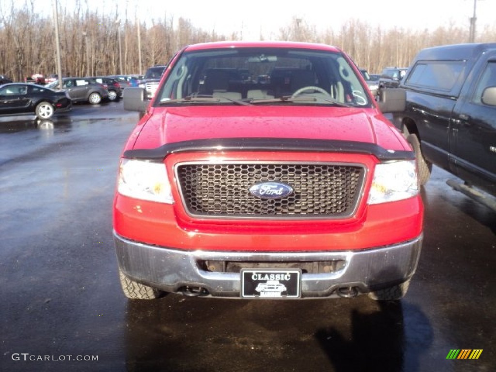 2006 F150 XLT SuperCrew 4x4 - Bright Red / Medium/Dark Flint photo #2
