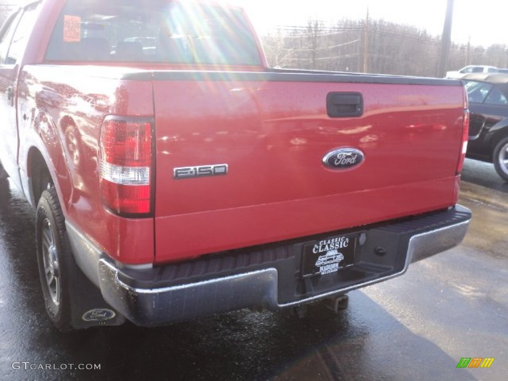 2006 F150 XLT SuperCrew 4x4 - Bright Red / Medium/Dark Flint photo #4