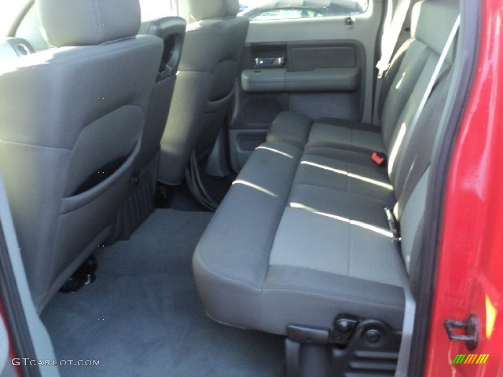 2006 F150 XLT SuperCrew 4x4 - Bright Red / Medium/Dark Flint photo #11