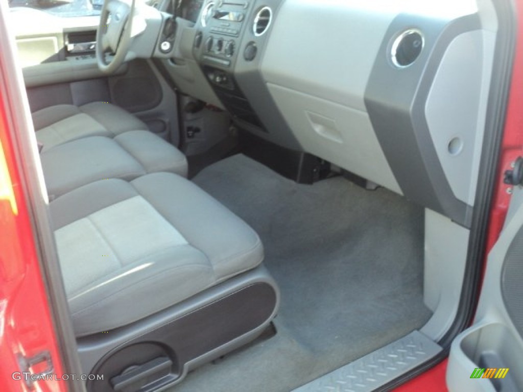 2006 F150 XLT SuperCrew 4x4 - Bright Red / Medium/Dark Flint photo #14