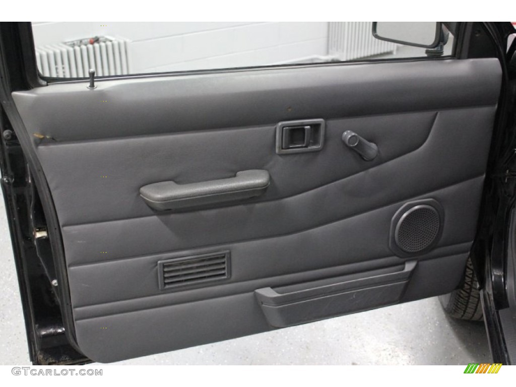 1997 Nissan Hardbody Truck XE Regular Cab Dark Gray Door Panel Photo #58599834
