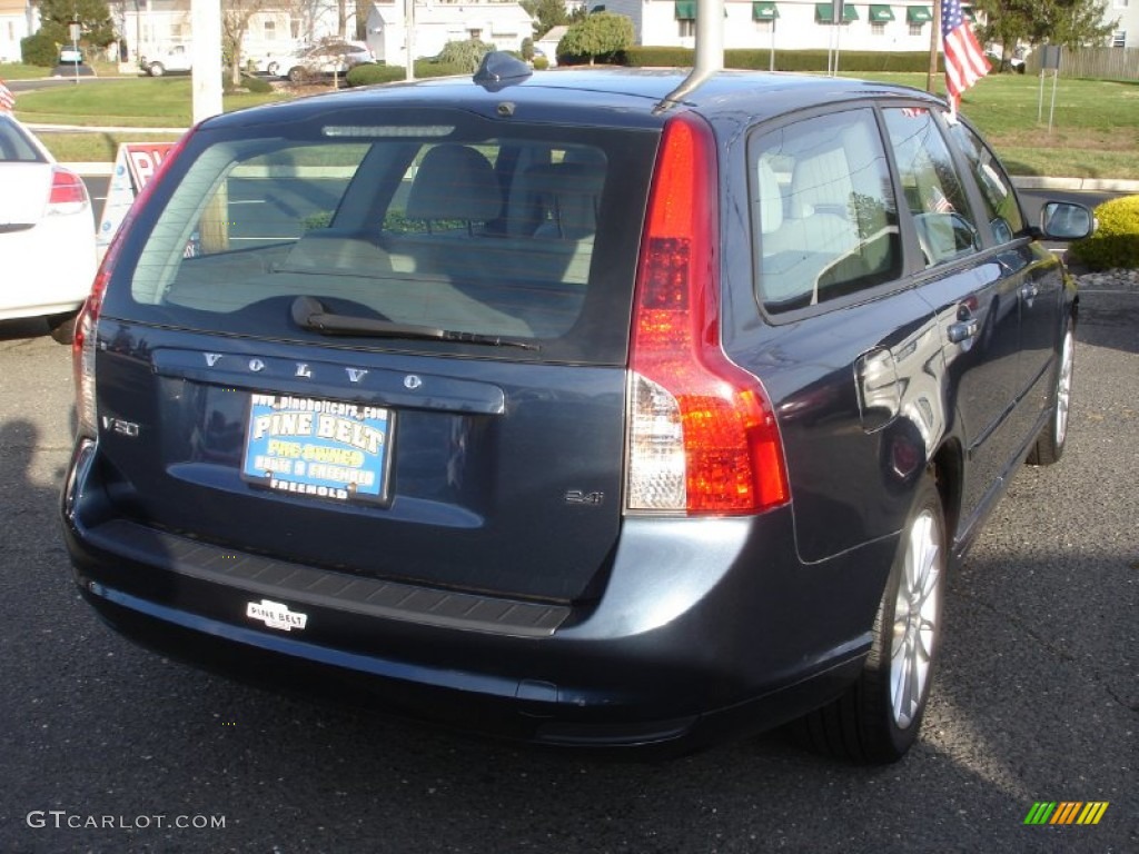 2010 V50 2.4i - Barrents Blue Metallic / Dalaro Quartz T-Tec photo #4