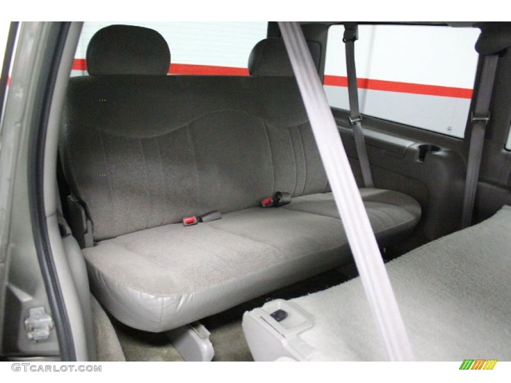 Medium Gray Interior 2004 Chevrolet Astro LS Passenger Van Photo #58600332