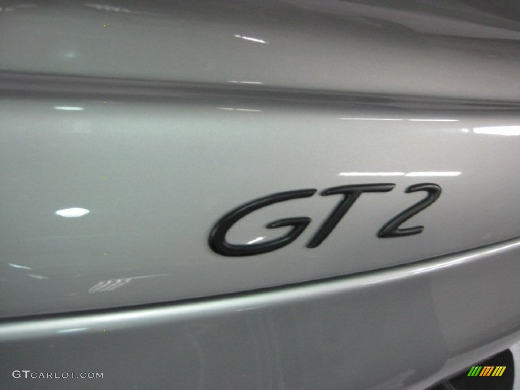 2002 Porsche 911 GT2 Marks and Logos Photo #58600941