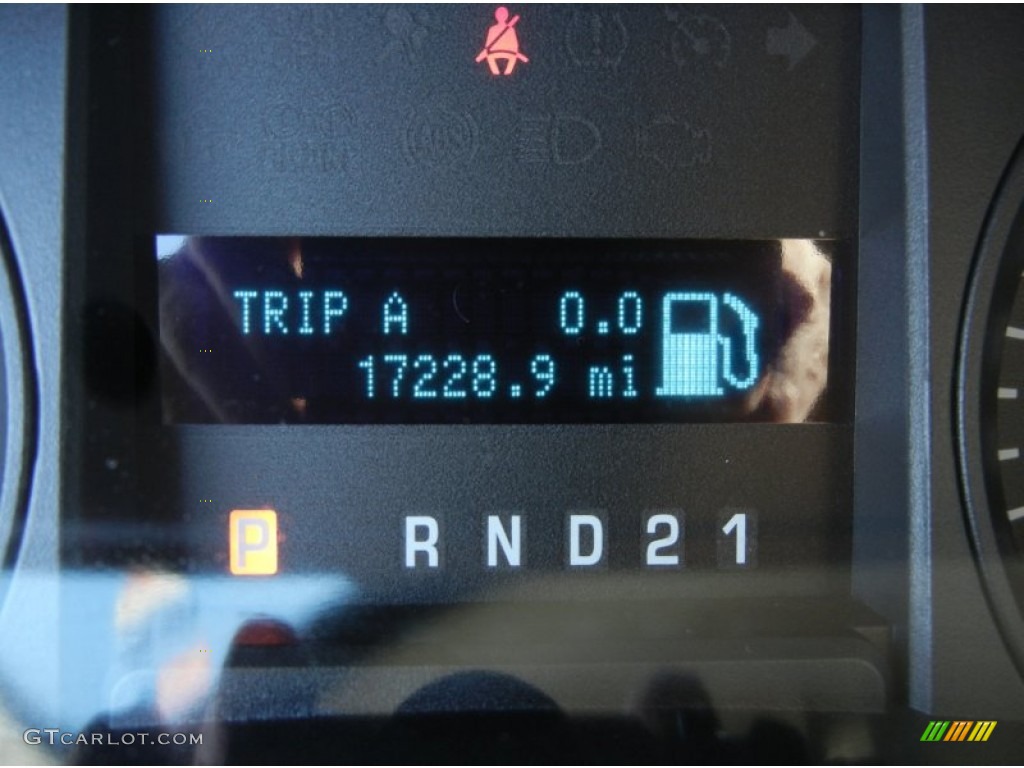 2010 F150 STX Regular Cab - Tuxedo Black / Medium Stone photo #18