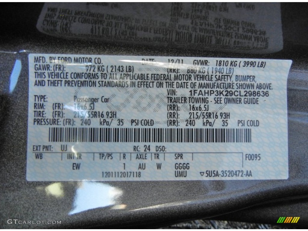 2012 Focus SE 5-Door - Sterling Grey Metallic / Charcoal Black photo #12